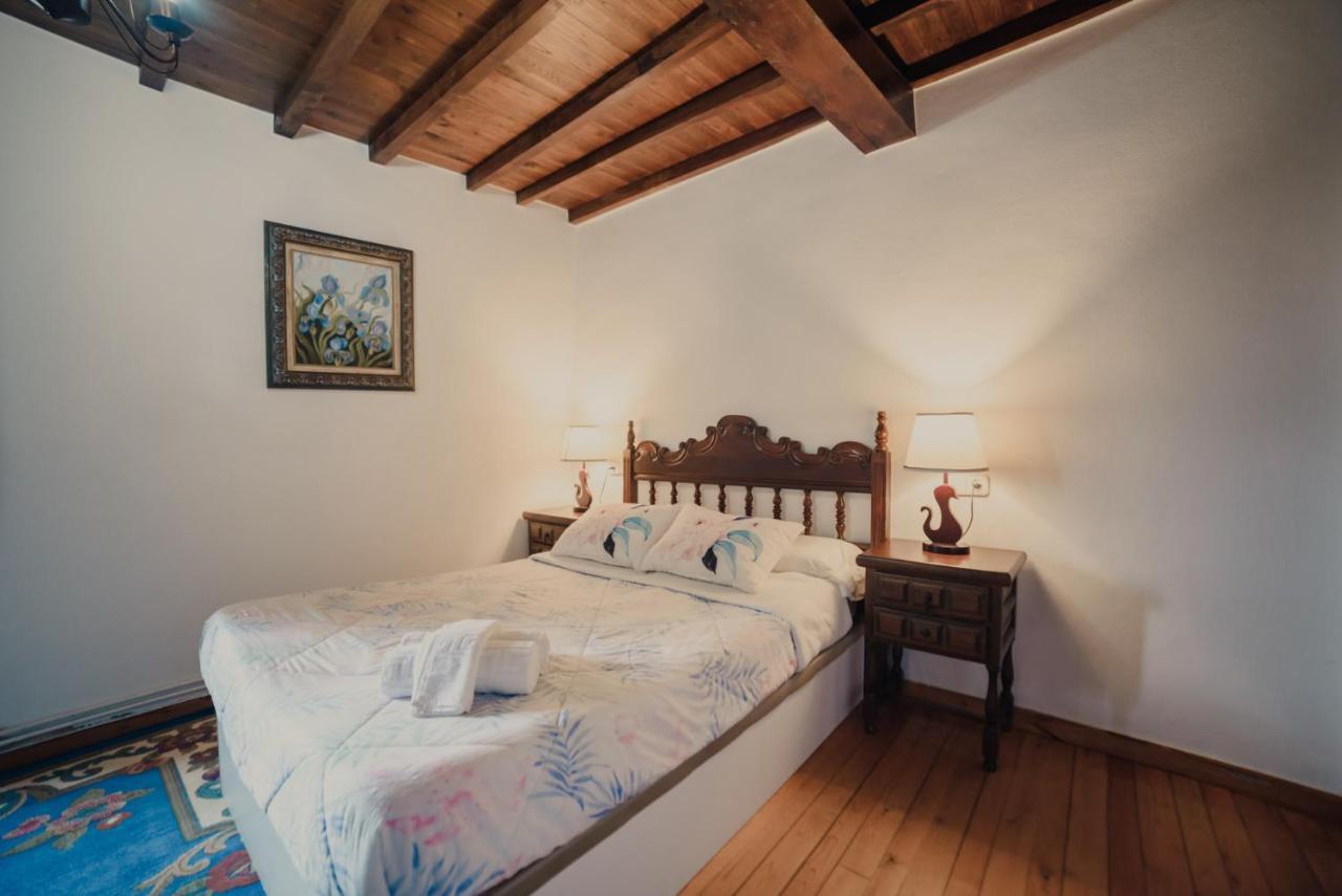Santaia En Casal De Calma Guest House O Pedrouzo Exterior photo